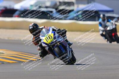 media/Oct-09-2022-SoCal Trackdays (Sun) [[95640aeeb6]]/Turn 2 (1110am)/